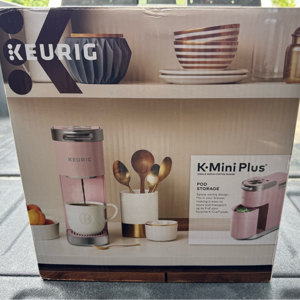 Keurig K-Mini Plus Coffee Maker - Soft Pink